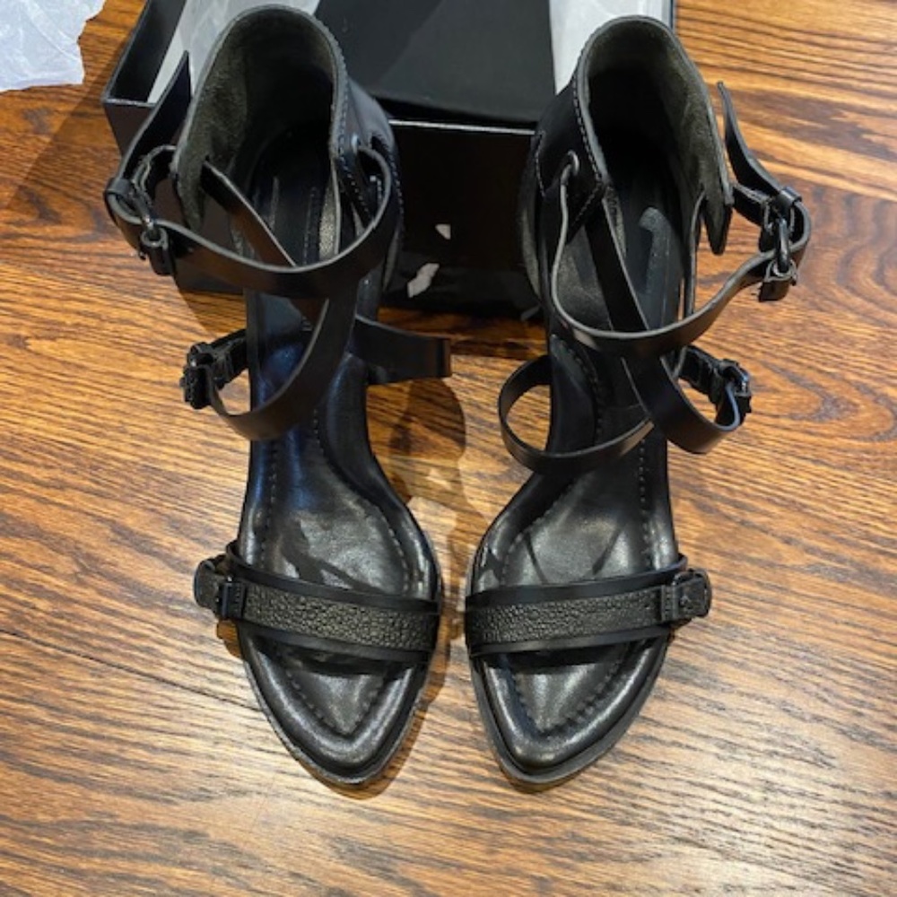 Brand new! Alexander wang black strappy heel SZ 36
